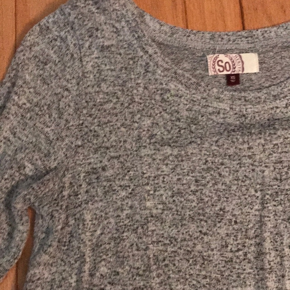 Grey sweater - Picture 2 of 3